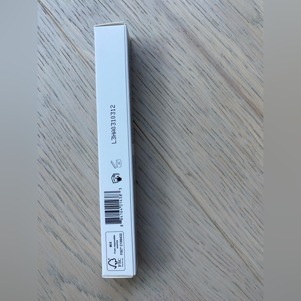 Rodan + Fields Lash Boost in White Packaging - Picture 4 of 7
